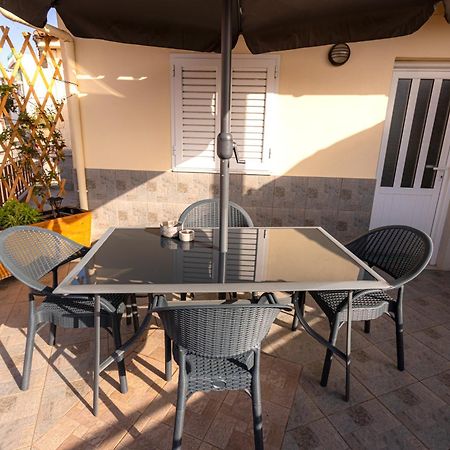 Korte Apartment 1 Arta Bagian luar foto